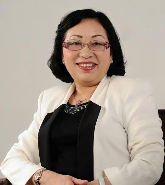 Bà Nguyễn Thị Lệ Hồng 