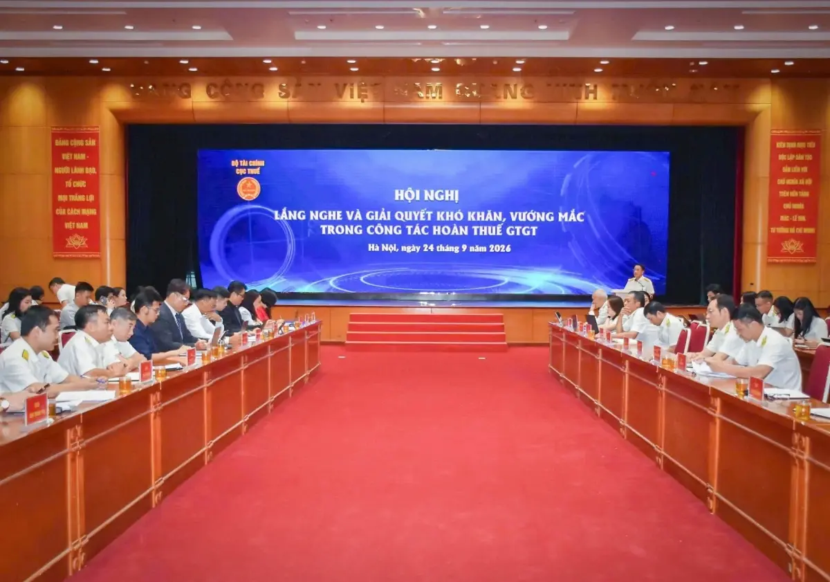 LẮNG NGHE, THÁO GỠ VƯỚNG MẮC TRONG CÔNG TÁC HOÀN THUẾ GTGT