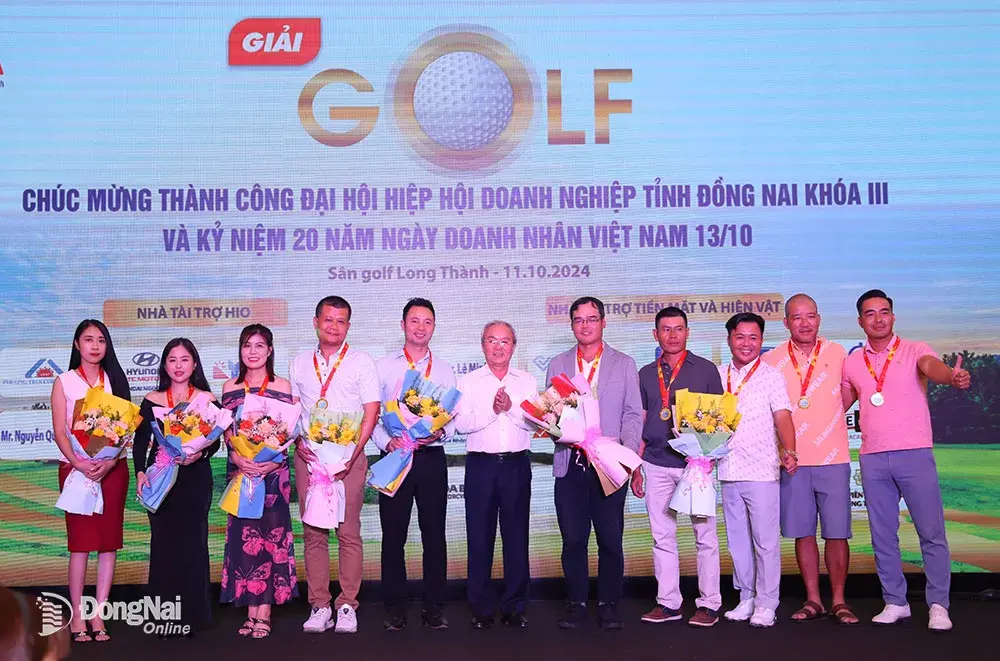 giai-golf-chao-mung-2